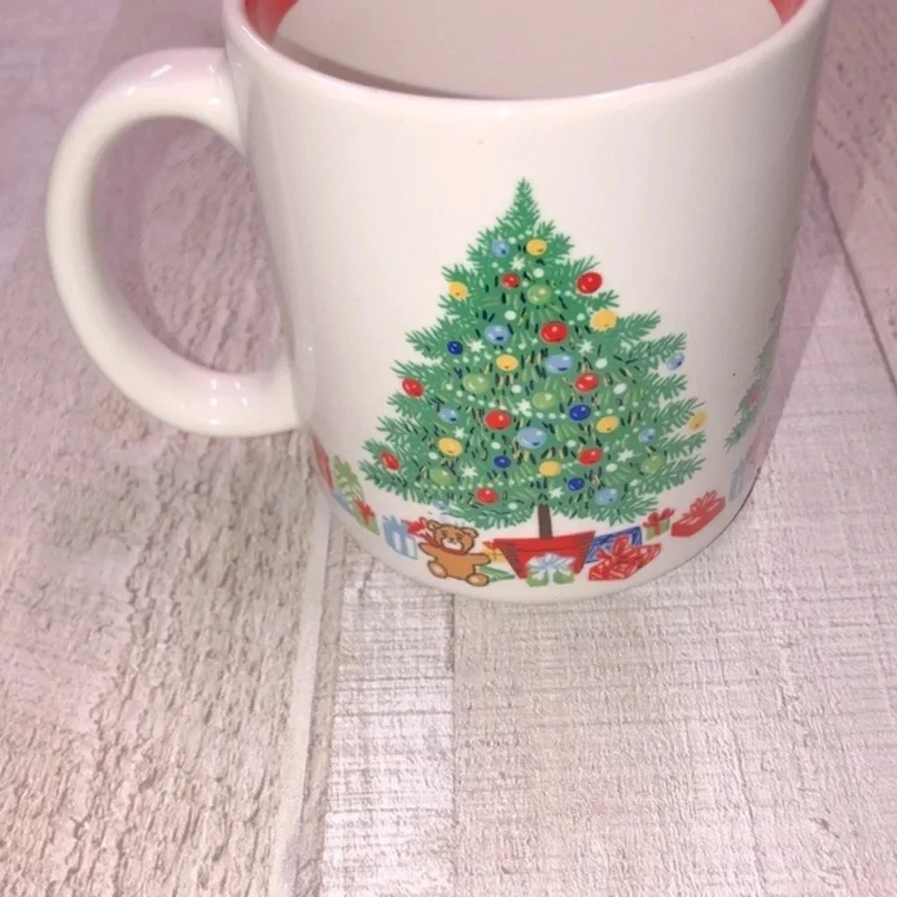 Vintage Christmas coffee mug happy holidays from Himask